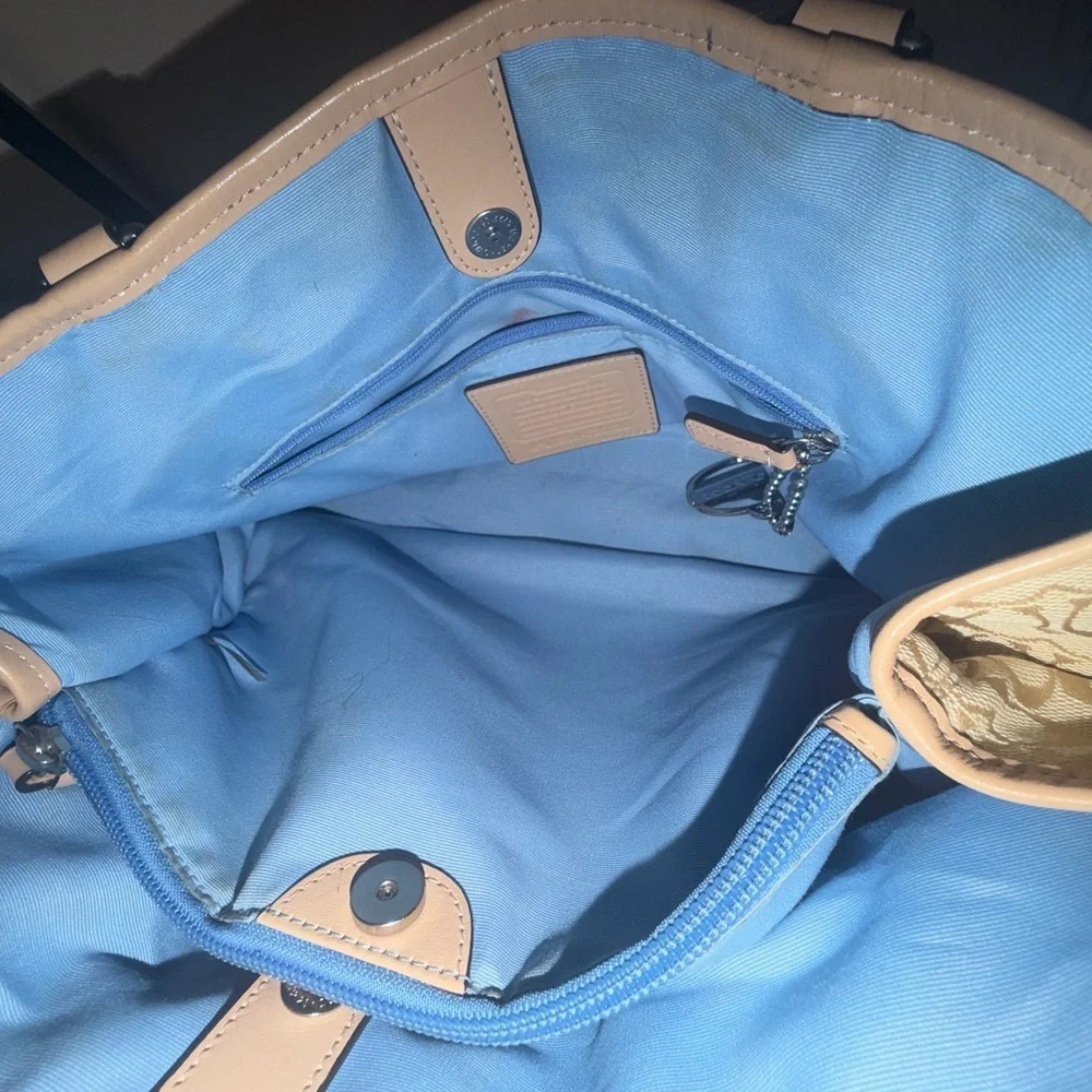 Coach Tan and Blue Shoulder Bag#F26130